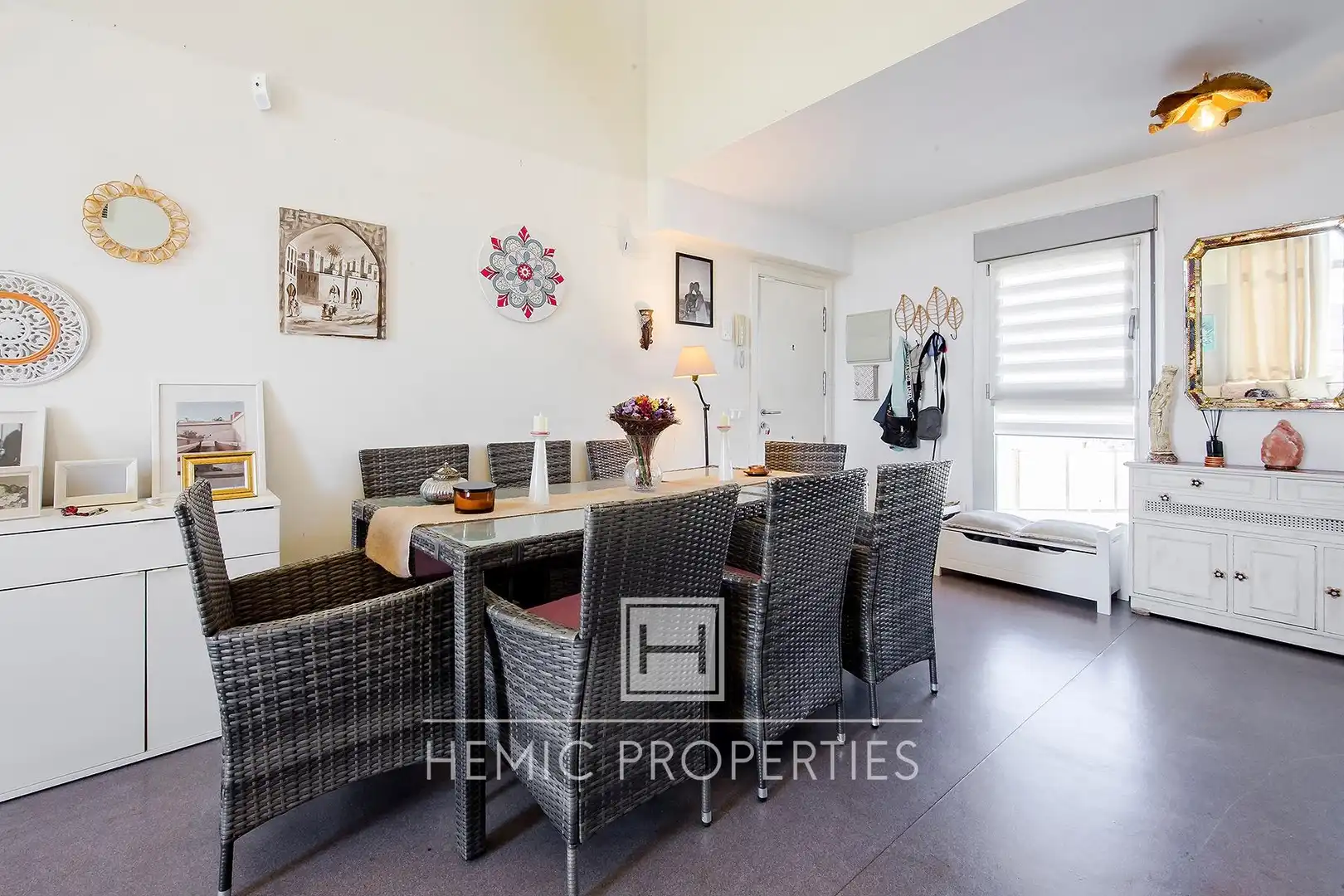 Esszimmer von Dachboden zum Verkauf in Tres Cantos mit Klimaanlage, Privatgarten und Terrasse