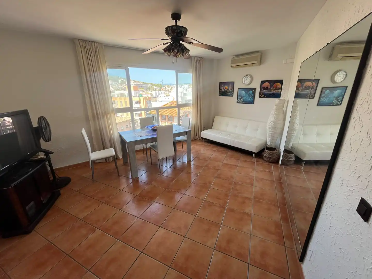 Penthouse with terrace for sale in Avinguda de Joan Miró, imagen 3