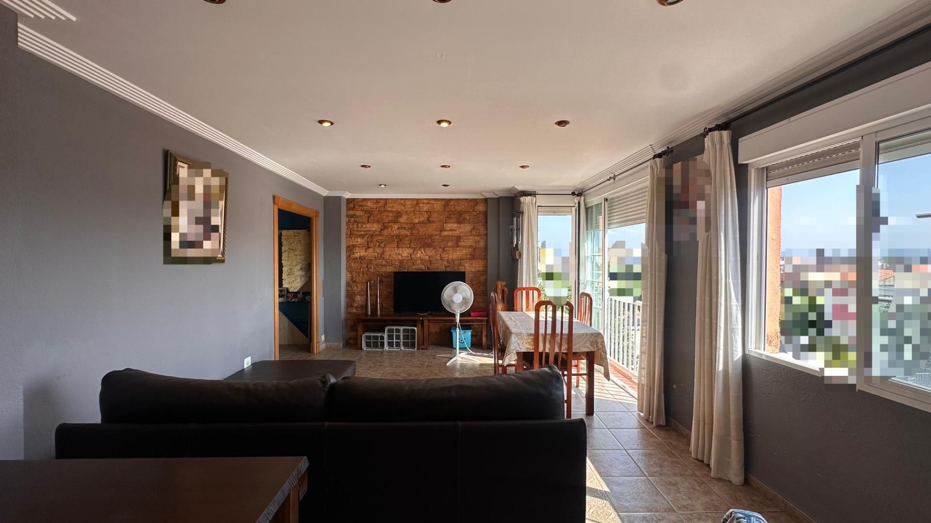 Sala de estar de Piso en venta en L'Alcúdia con Trastero
