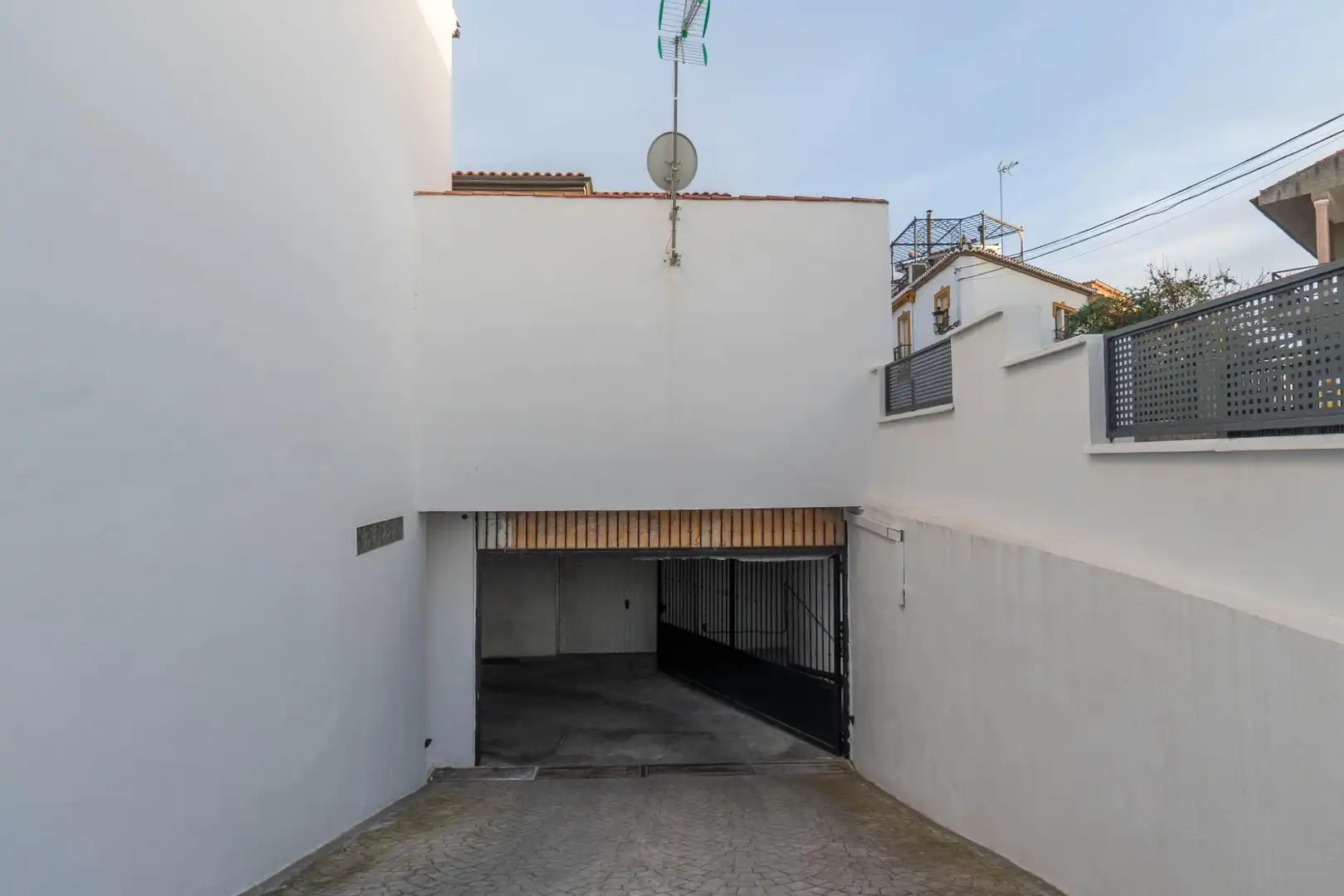Parking de Casa o chalet en venta en Gójar con Aire acondicionado, Calefacción y Trastero
