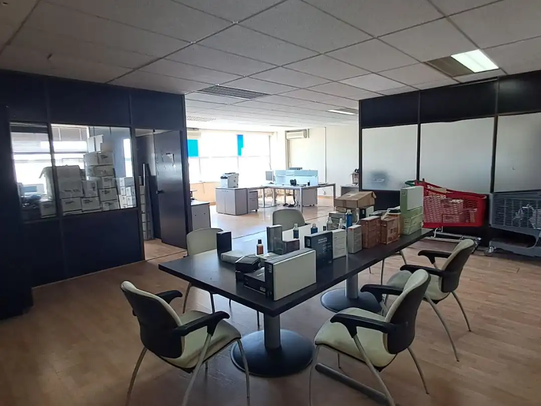 Büro zum Verkauf in Madrid mit Klimaanlage, Heizung und Terrasse