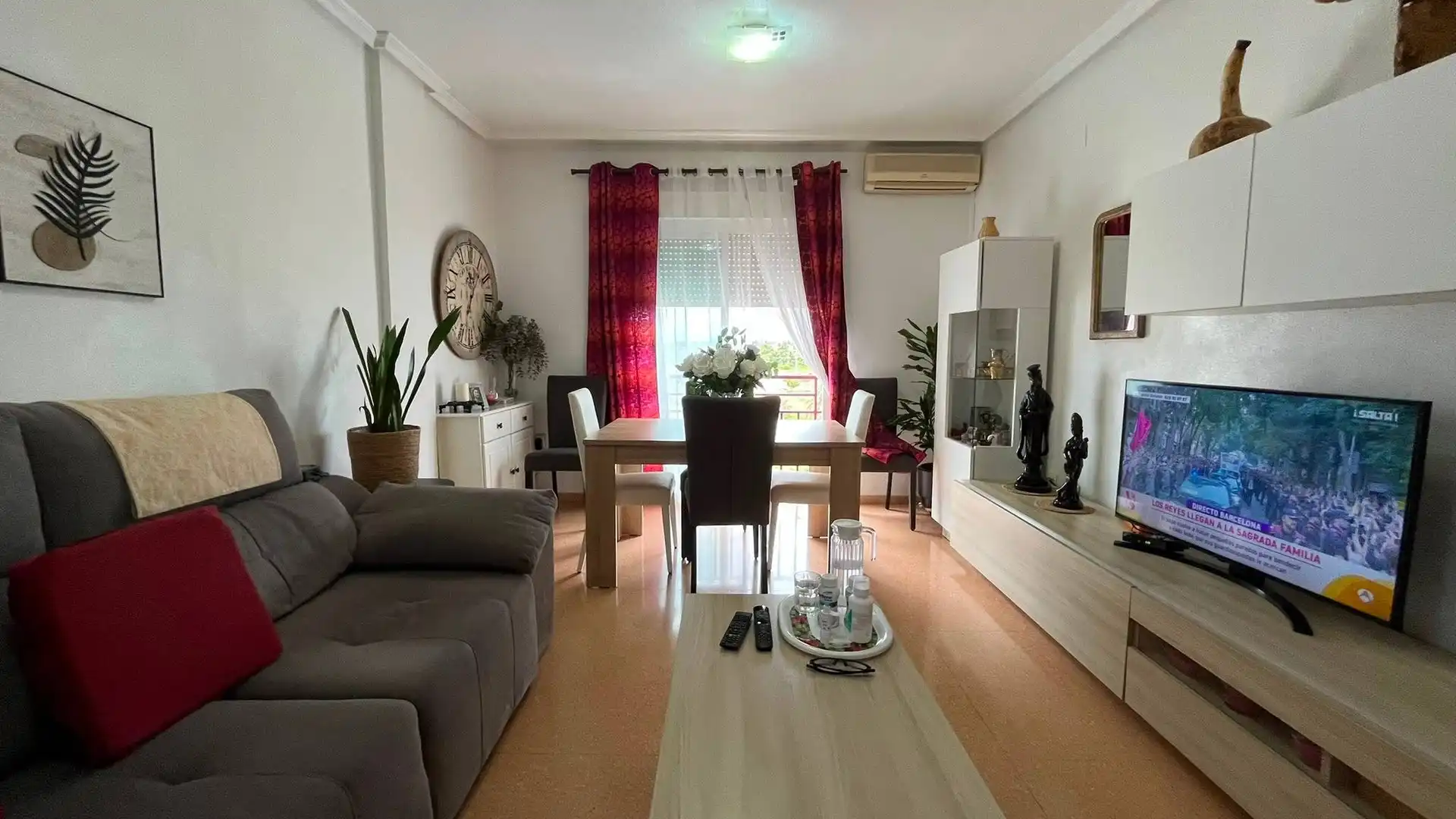 Sala d'estar de Pis en venda en Elche / Elx amb Aire condicionat, Calefacció i Moblat