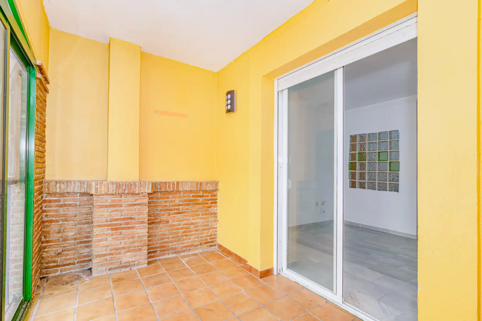 Piso en venta en Ogíjares con Calefacción, Terraza y Trastero