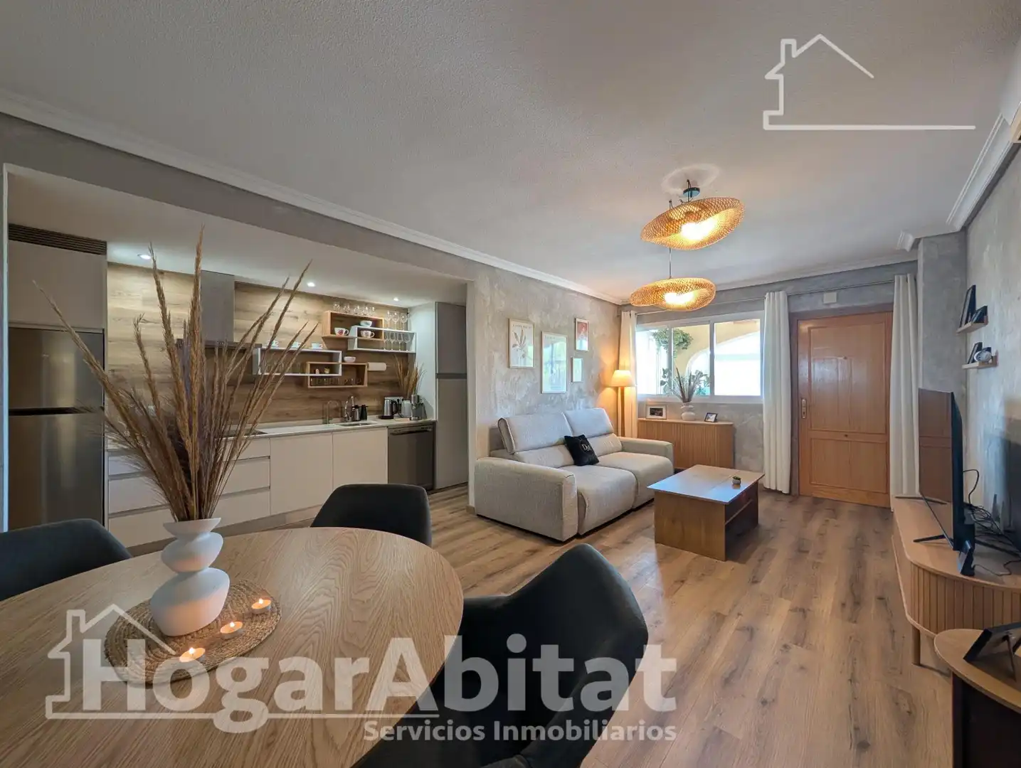 Sala d'estar de Pis en venda en Santa Pola amb Aire condicionat, Calefacció i Moblat