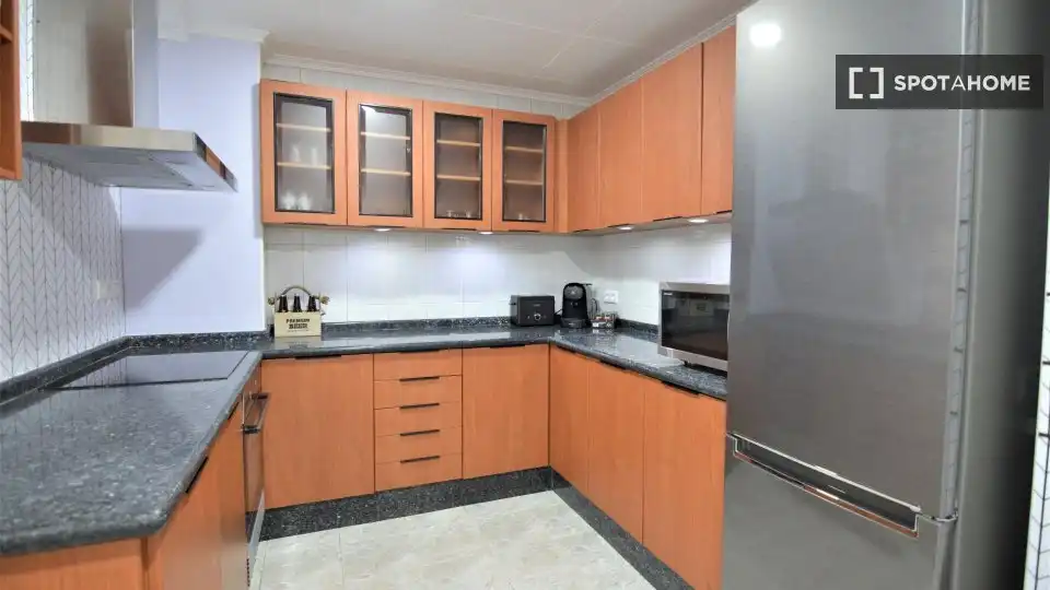 Cocina de Piso de alquiler en Cullera con Aire acondicionado, Calefacción y Amueblado