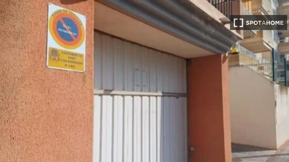 Aparcament de Pis de lloguer en Canet d'En Berenguer amb Aire condicionat, Calefacció i Moblat