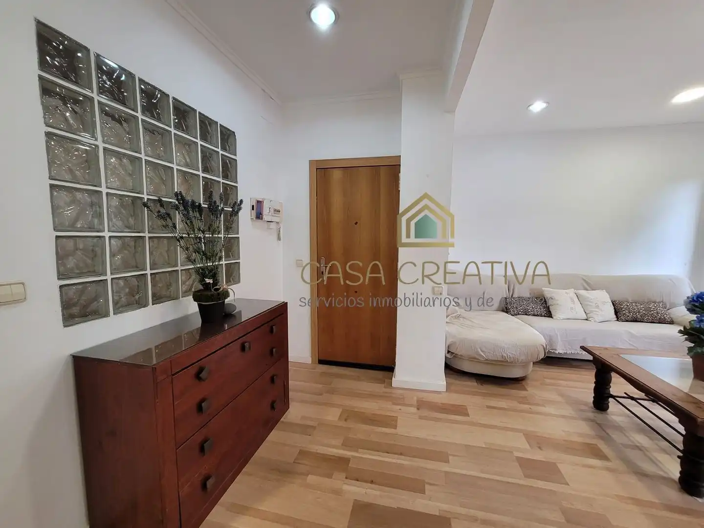 Wohnung zum Verkauf in Valencia mit Klimaanlage, Heizung und Möbliert