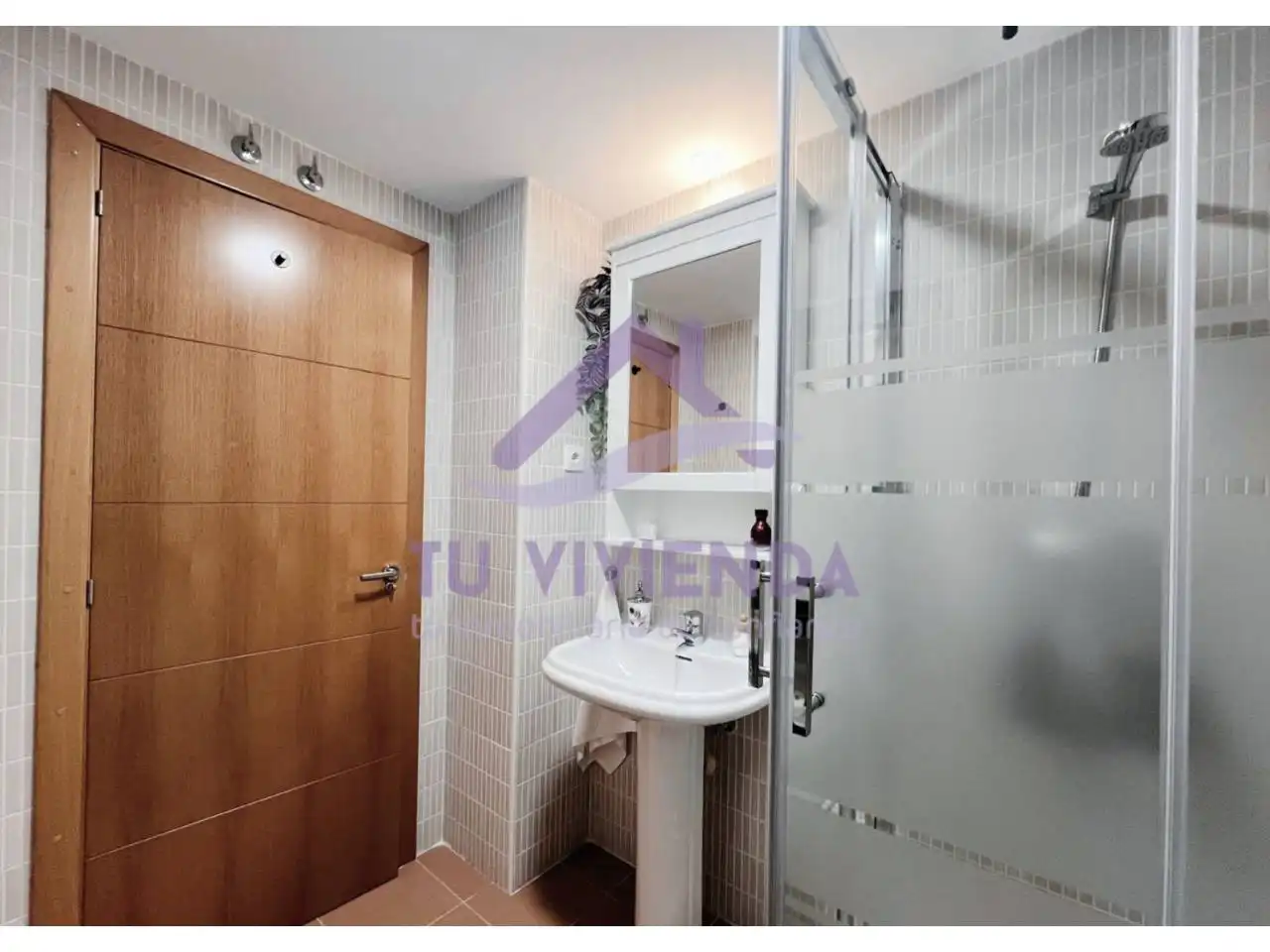 Baño de Piso en venta en Olmedo con Calefacción, Parquet y Terraza