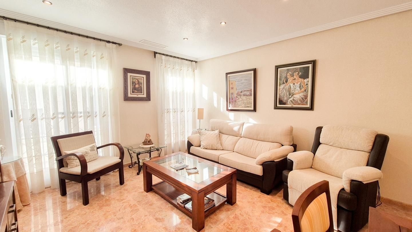 Flat for sale in Plaza Crevillente - Antiguos Juzgados - El Asilo