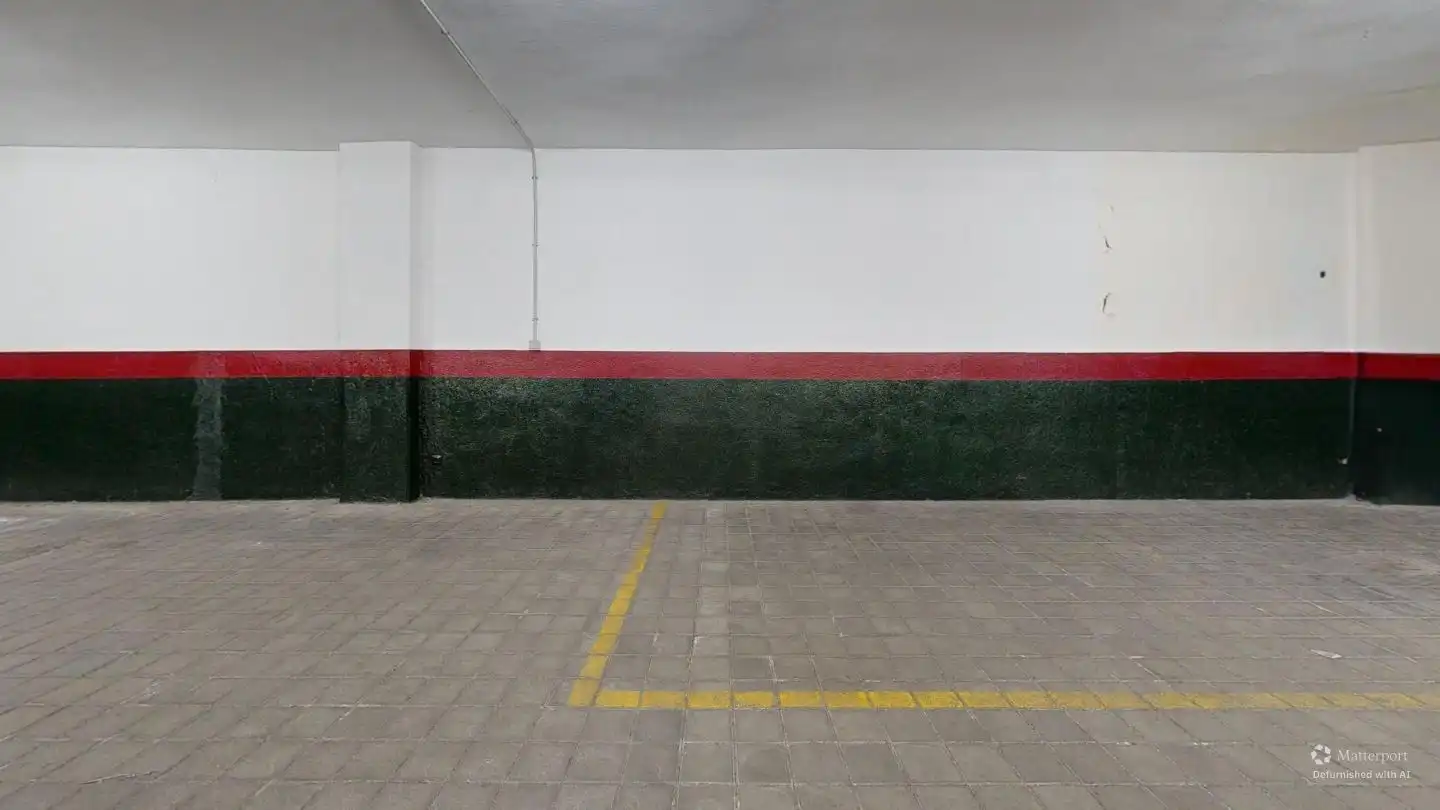 Parking of Office for sale in Madrid  with Air Conditioner, Heating and Storage room