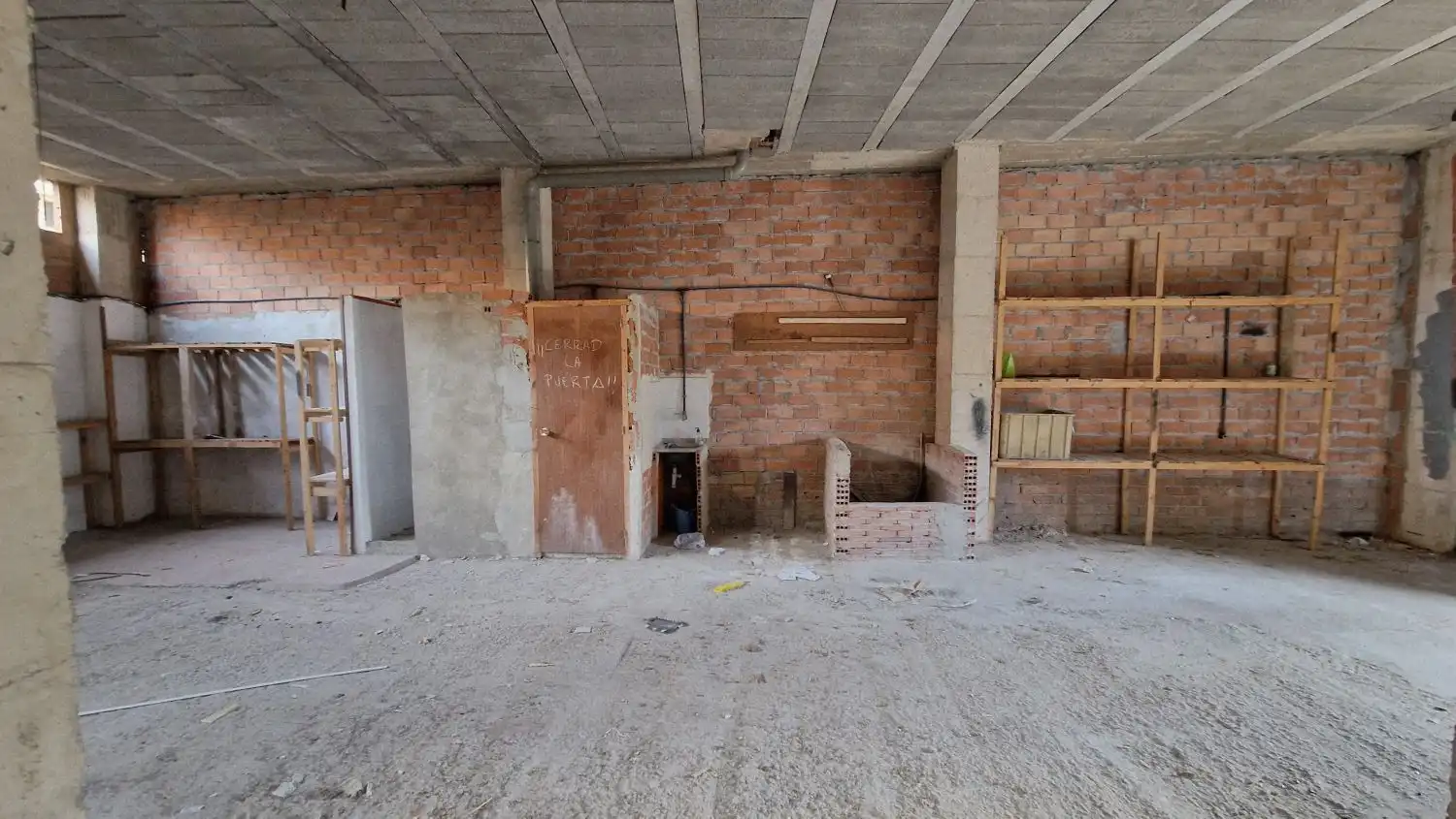 Commercial properties for sale in Torrelavega 