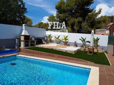 Villa con piscina in vendita a Roda de Barà