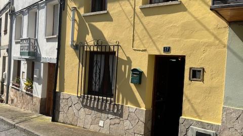 Foto 2 de Casa adosada en venta en Calle la Galea, Vegadeo, Asturias