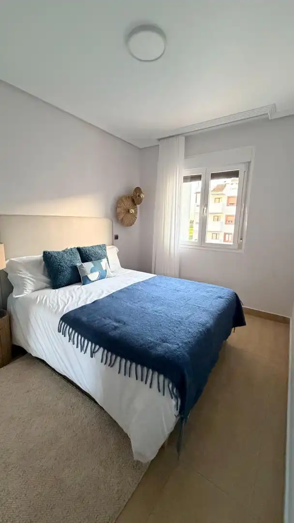 Habitación de Apartamento en venta en Los Alcázares con Aire acondicionado, Calefacción y Trastero