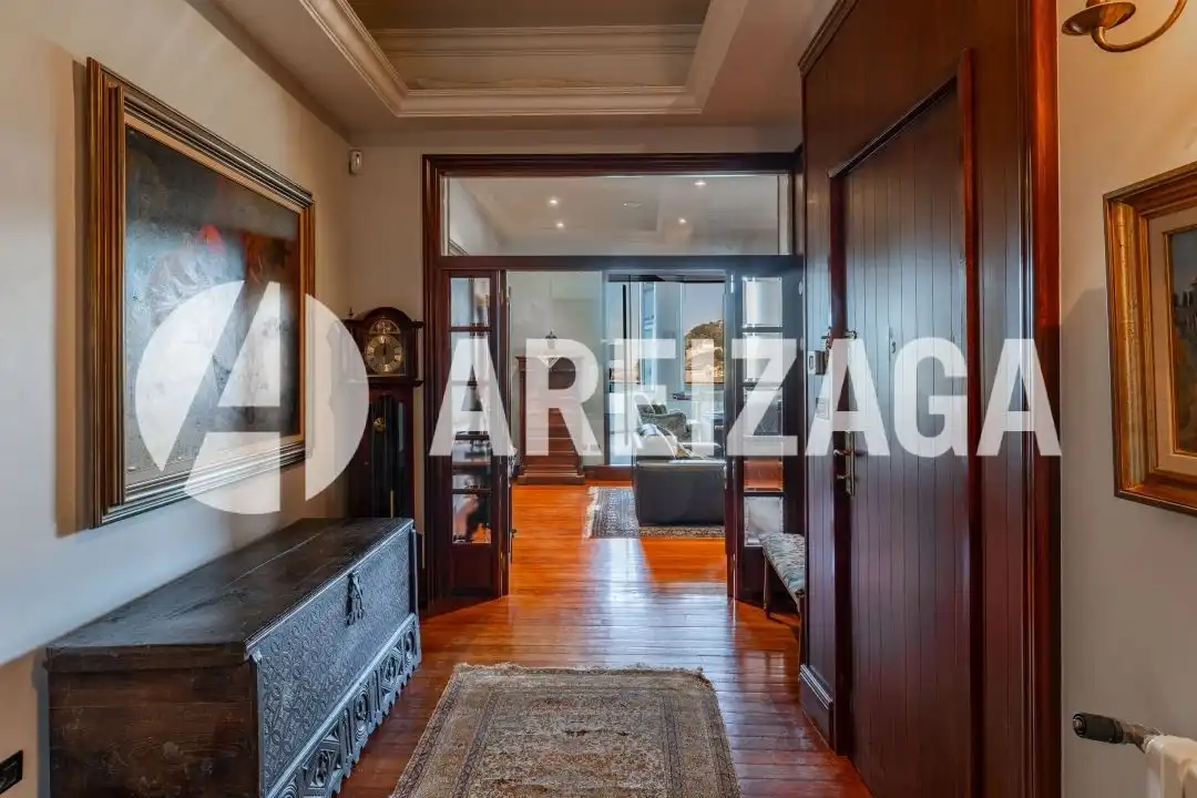 Piso en venta en Donostia - San Sebastián  con Calefacción, Terraza y Balcón