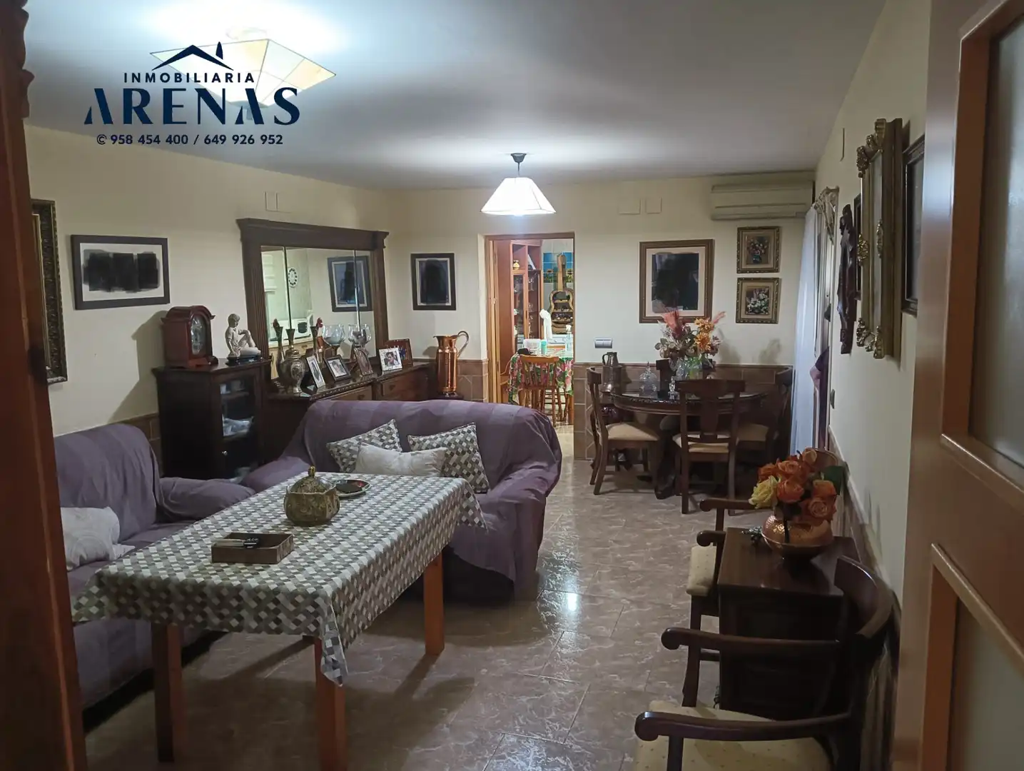 Living room of Houses for sale in Fuente Vaqueros
