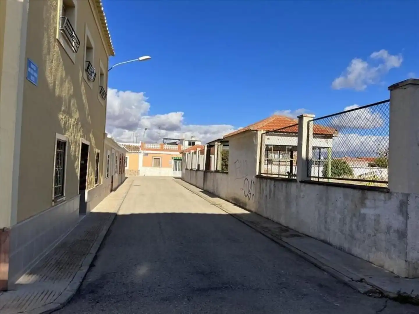 Vista exterior de Residencial en venda en Valdepeñas