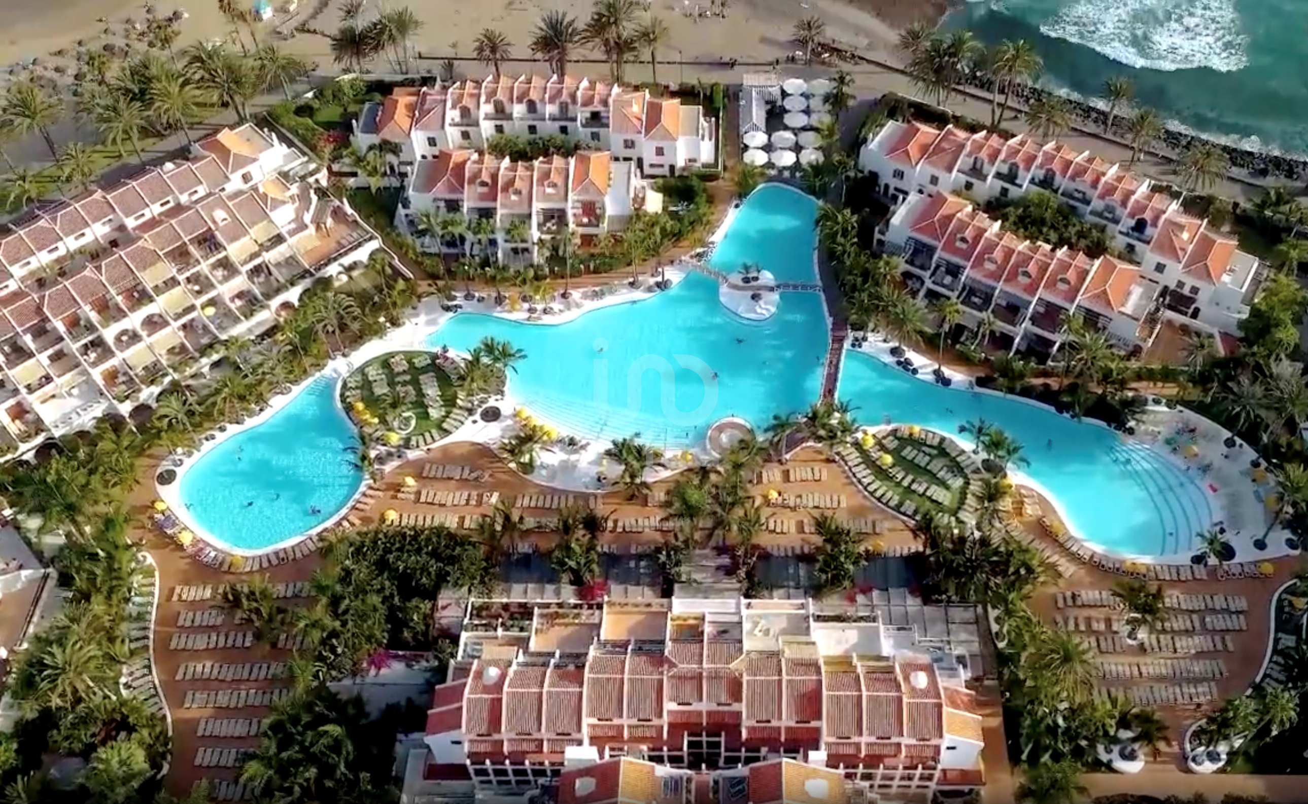 Exterior view of Flat for sale in Adeje  with Terrace and Swimming Pool