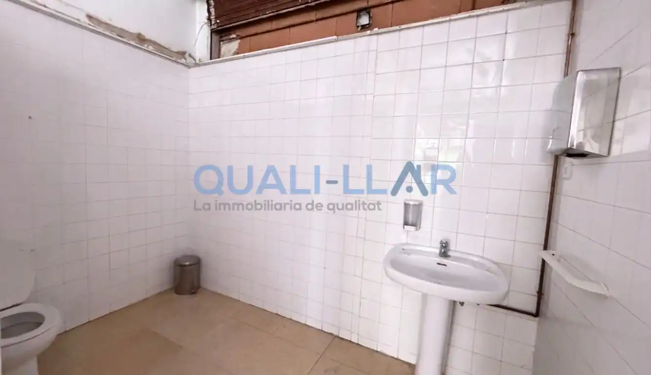 Local comercial en venda a calle de Santa Creu, imagen 5
