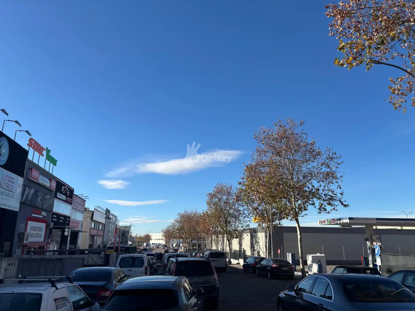 Außenansicht von Geschaftsraum zur ubertragung in Arroyomolinos (Madrid)