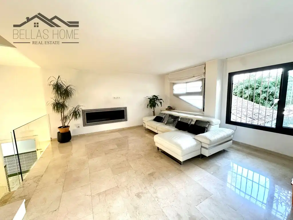 Wohnzimmer von Maisonette zum Verkauf in Estepona mit Terrasse und Schwimmbad