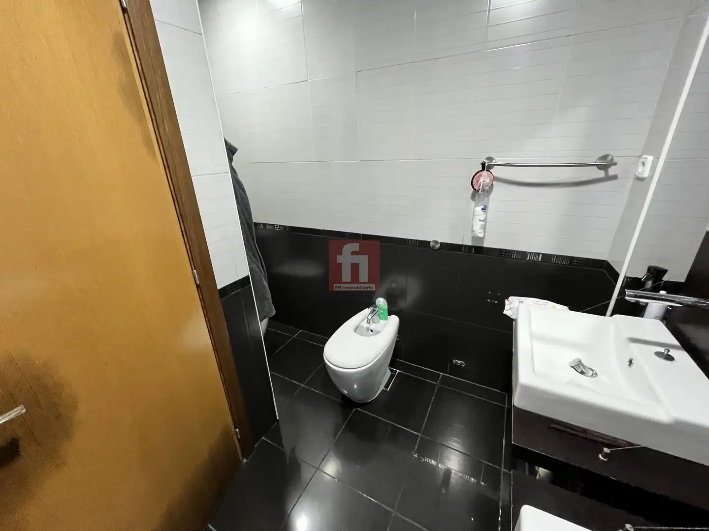 Badezimmer von Haus oder Chalet zum Verkauf in Olivella mit Terrasse, Abstellraum und Schwimmbad