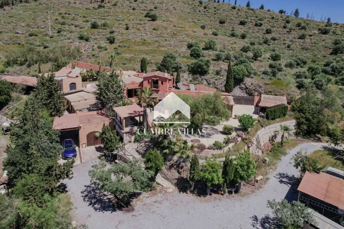 Vista exterior de Finca rústica en venta en Almuñécar con Jardín privado, Terraza y Trastero