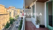 Vista exterior de Pis en venda en  Barcelona Capital amb Calefacció, Terrassa i Forn