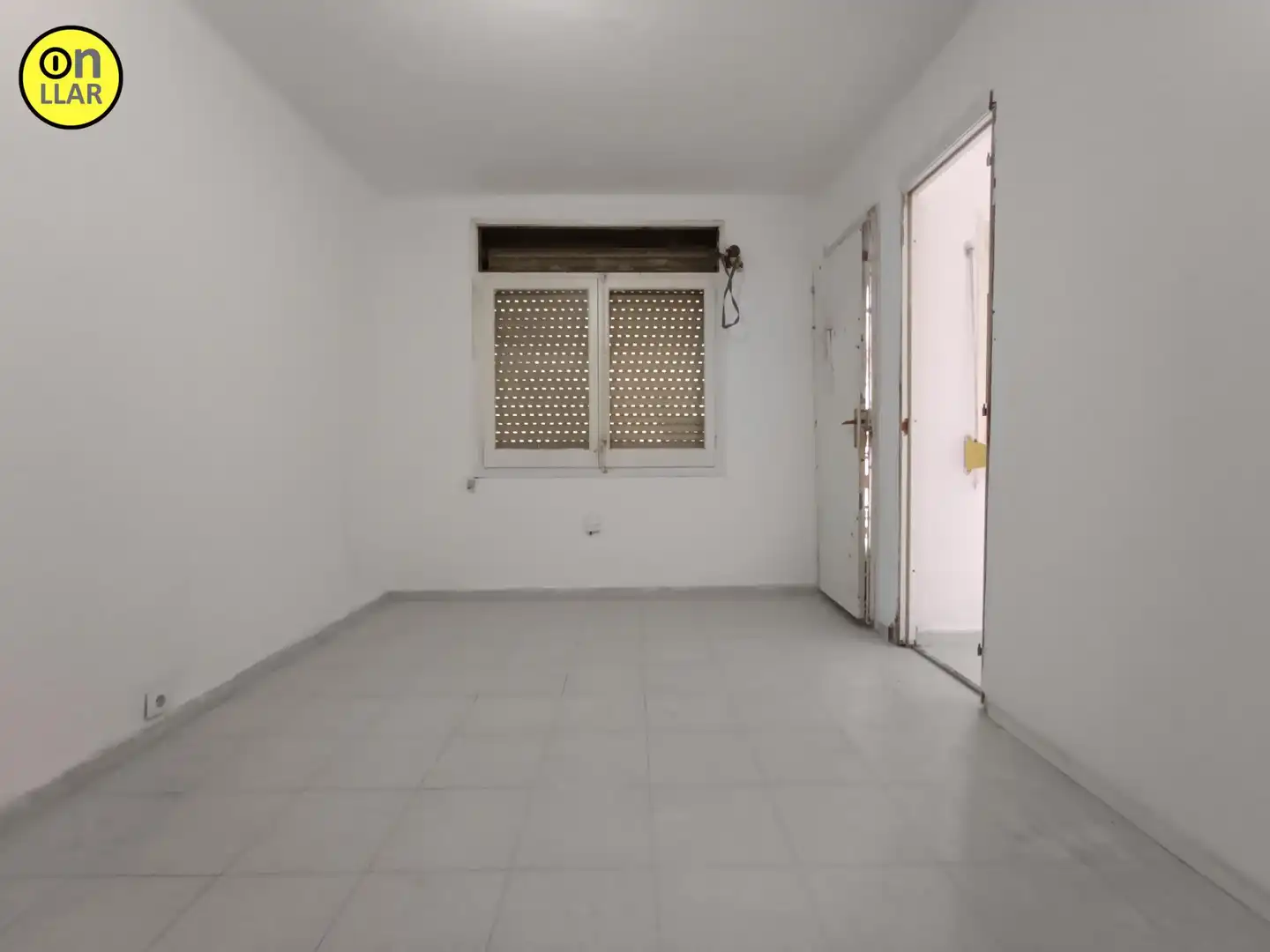 Dormitori de Pis en venda en Ripollet amb Terrassa i Balcó
