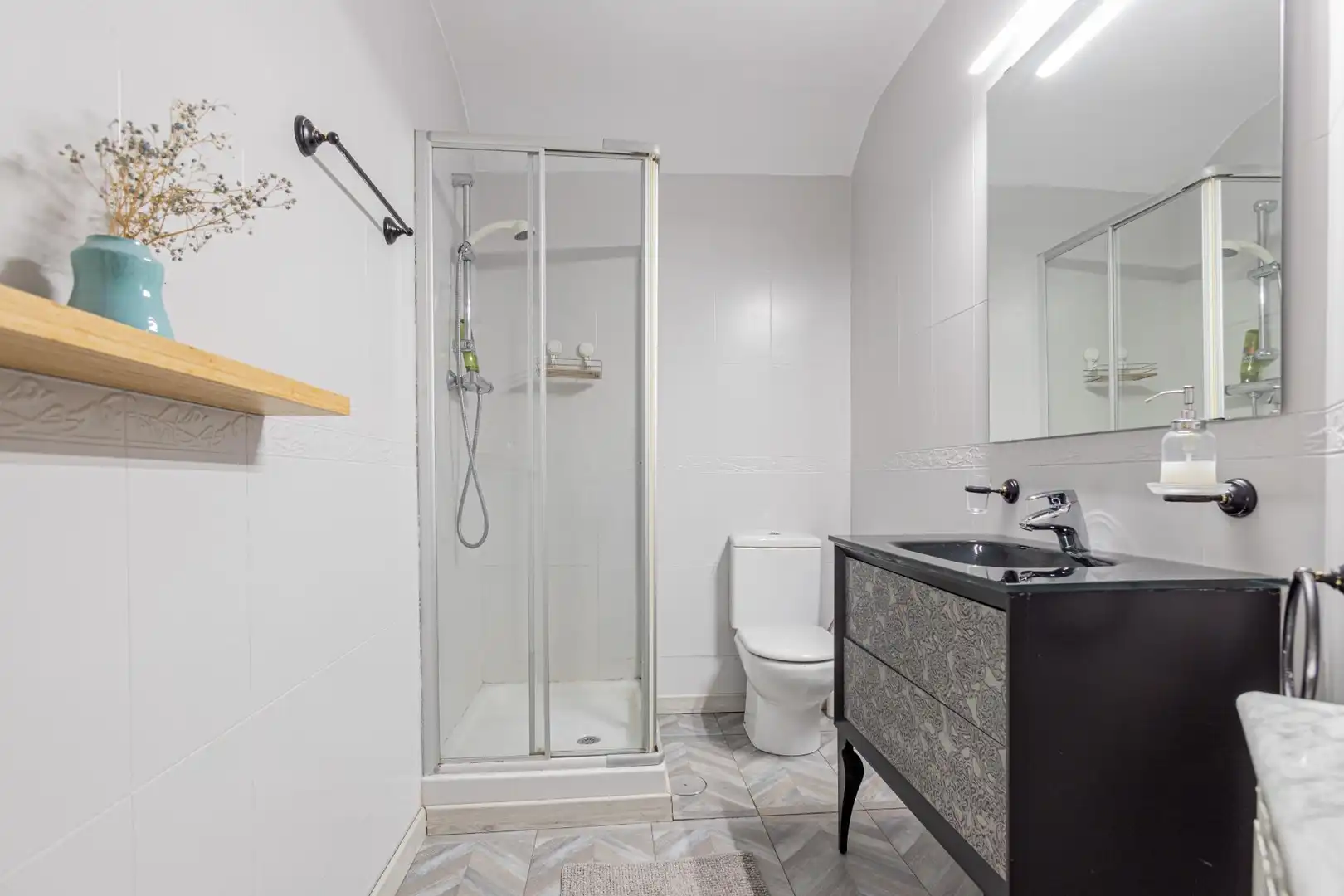 Baño de Casa o chalet en venta en Madrid con Aire acondicionado, Calefacción y Jardín privado