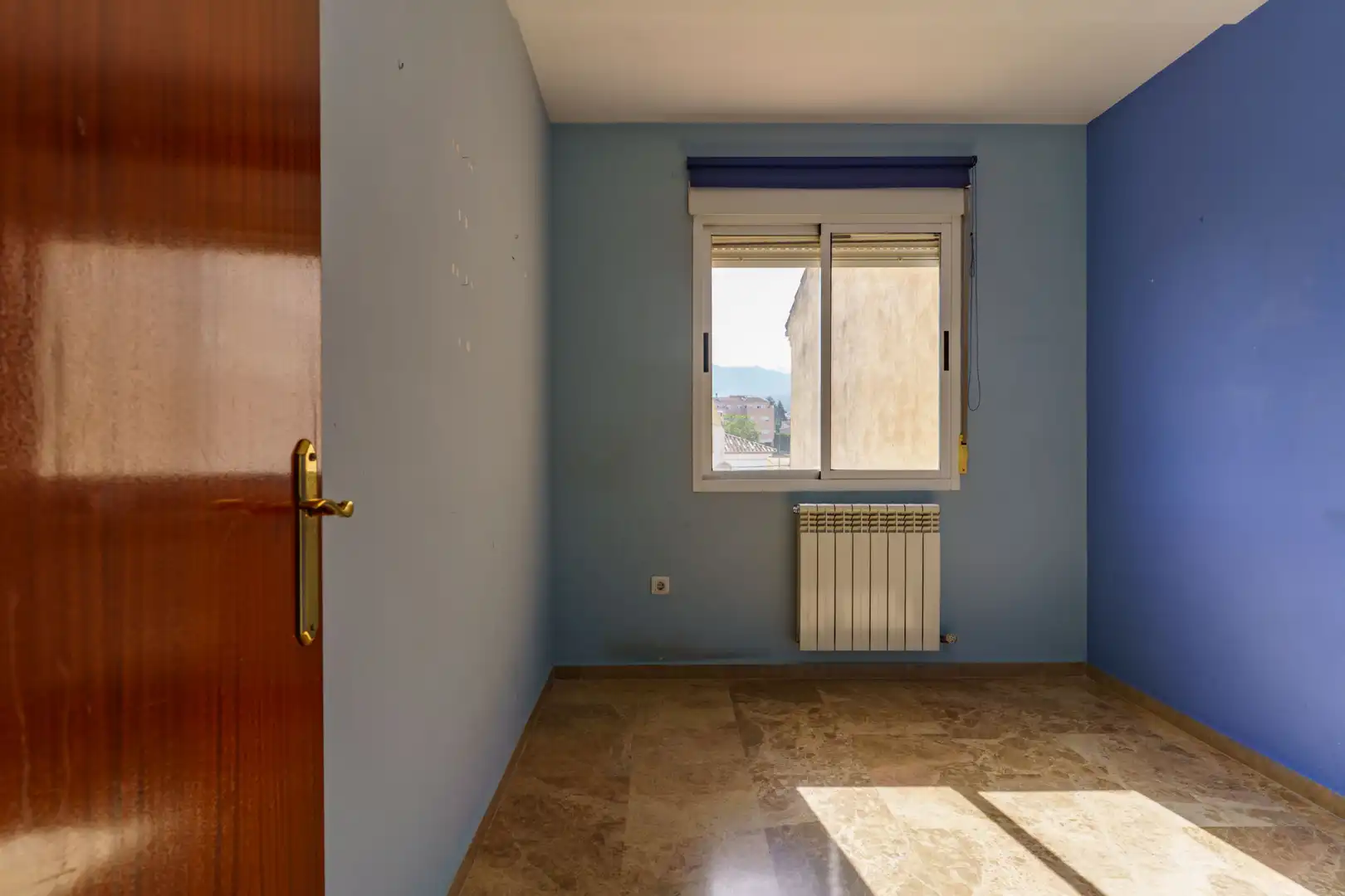 Schlafzimmer von Einfamilien-Reihenhaus zum Verkauf in Ogíjares mit Klimaanlage, Heizung und Terrasse