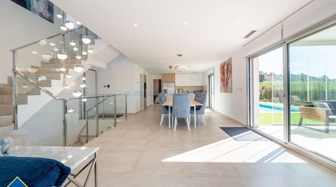 Villa con piscina privada, en la provincia de Alicante, en la localidad de Algorfa. 4 habitaciones | 328 m² | A 20 kilómetros del, imatge 3