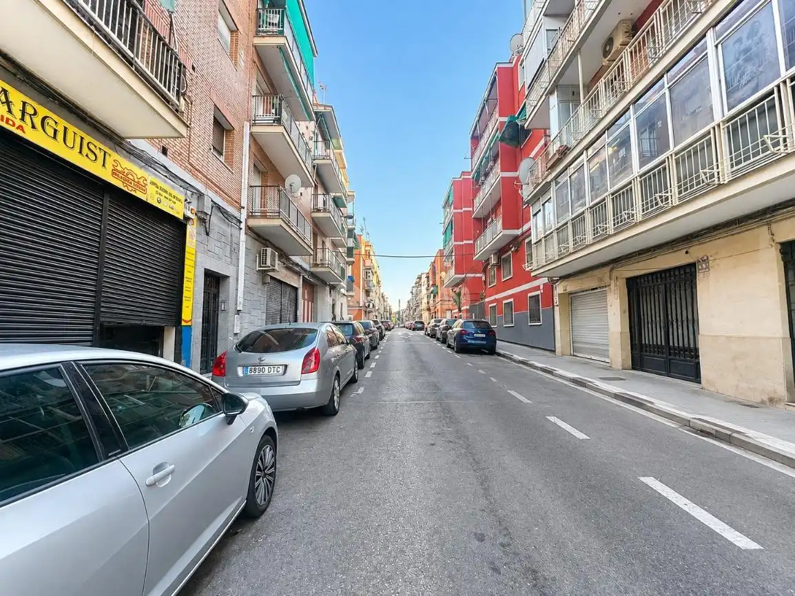 Vista exterior de Pis en venda en Madrid amb Aire condicionat, Calefacció i Terrassa