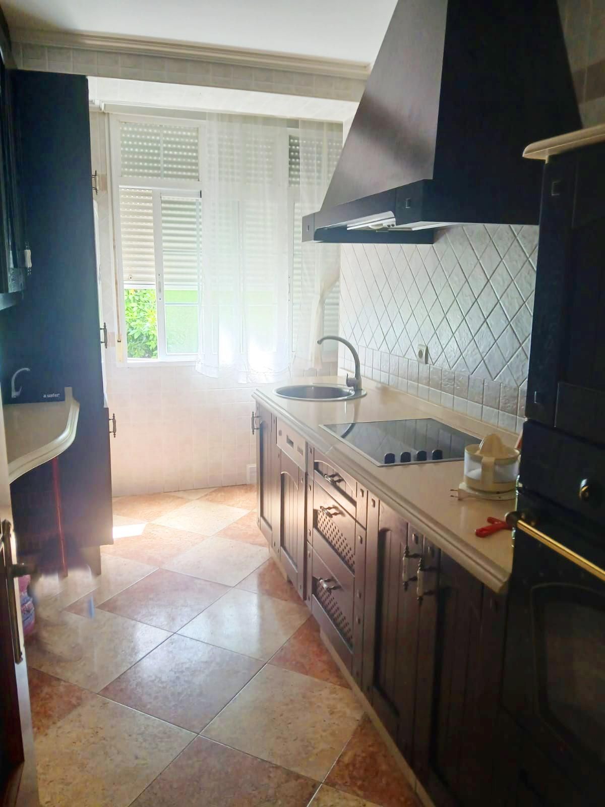 Kitchen of Flat for sale in  Huelva Capital