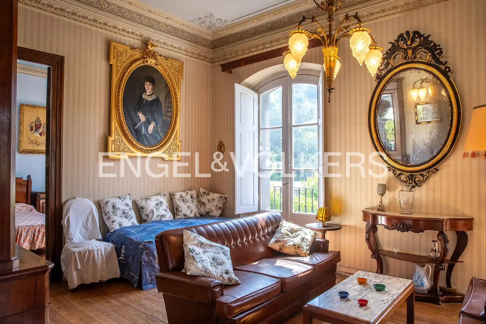Sala de estar de Piso en venta en Laredo con Calefacción y Balcón