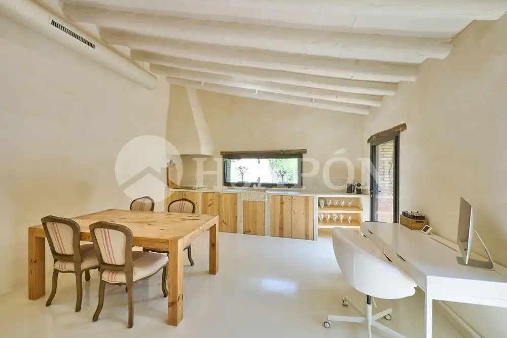 Küche von Haus oder Chalet zum Verkauf in Alella mit Klimaanlage, Heizung und Privatgarten