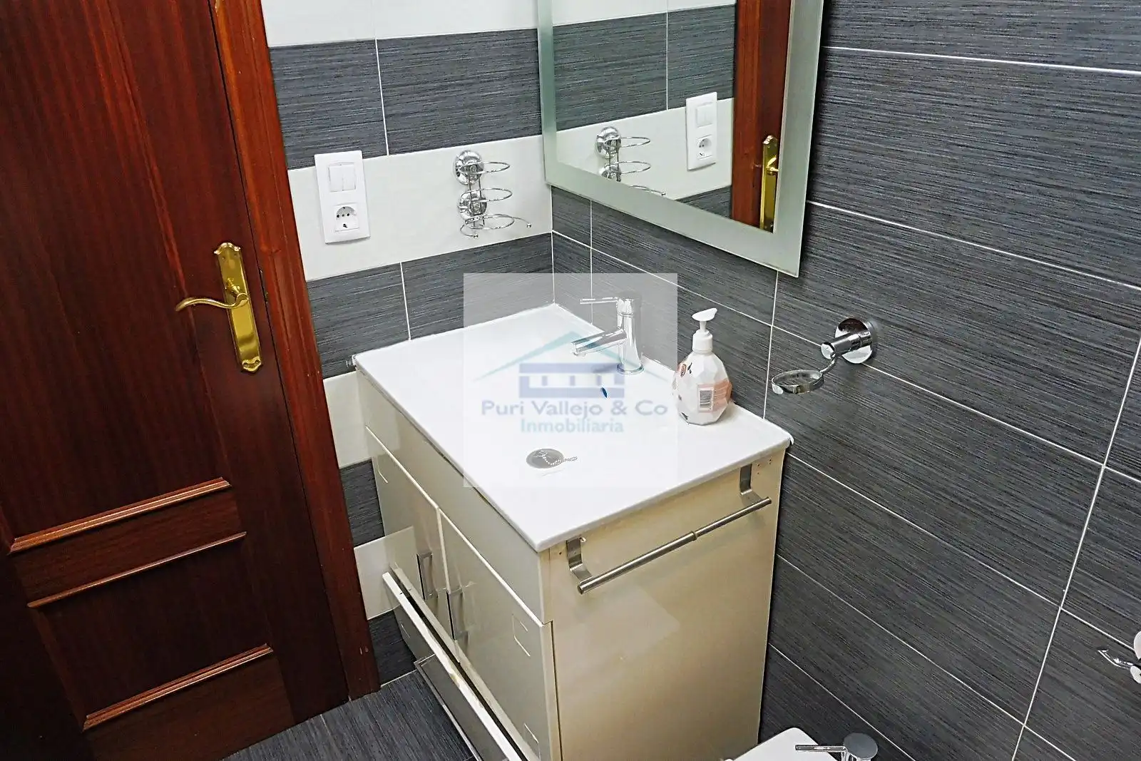 Baño de Casa adosada en venta en Córdoba con Aire acondicionado, Calefacción y Terraza