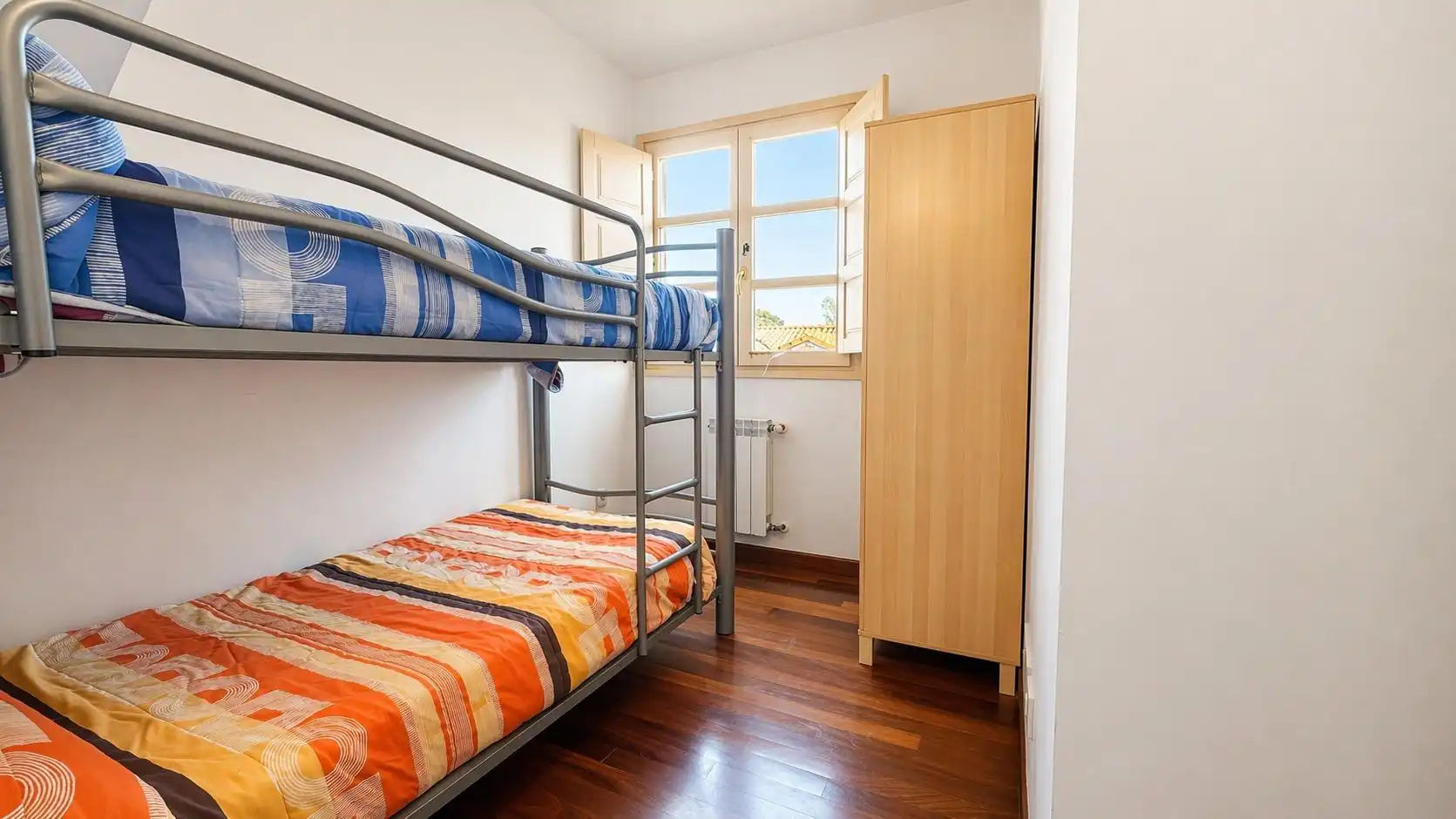 Habitación de Apartamento en venta en Comillas (Cantabria) con Calefacción, Terraza y Trastero