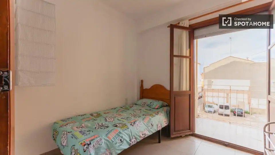 Habitación en Almàssera