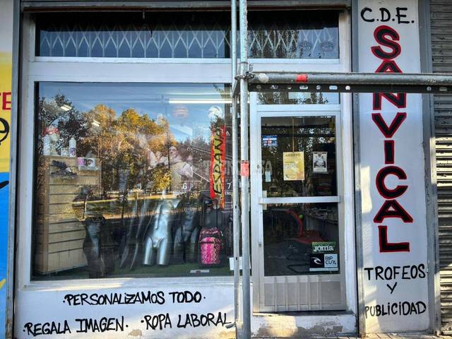 Local comercial en Venta en Cortes - Huertas