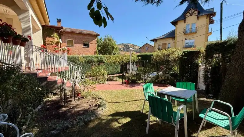 Jardí de Casa o xalet en venda en El Espinar amb Calefacció, Jardí privat i Parquet