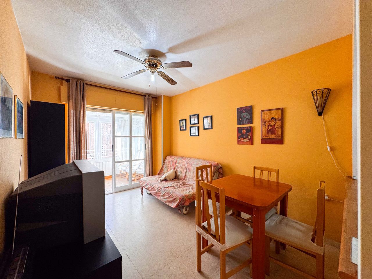 Bedroom of Flat for sale in Torrevieja  with Heating, Terrace and Furnished
