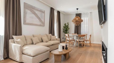 Foto 2 de Piso en venta en Calle Calle Alonso Cano, 12, Almagro, Madrid Capital