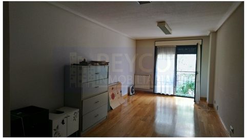Foto 2 de Piso en venta en Gran Via, Logroño
