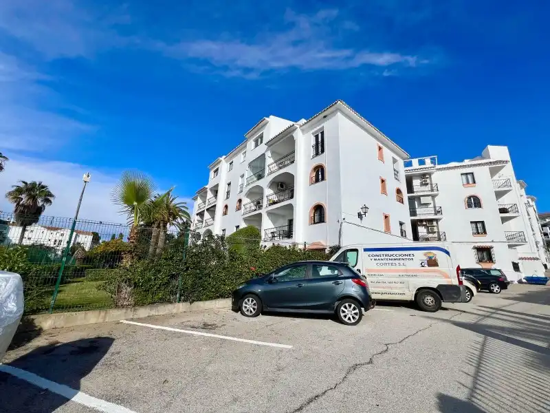 Exterior view of Flat for sale in Mijas  with Air Conditioner, Terrace and Swimming Pool