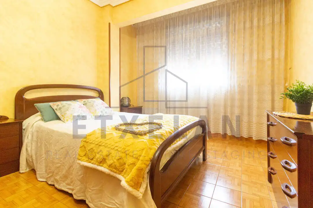 Bedroom of Flat for sale in Zaldibar, Bizkaia
