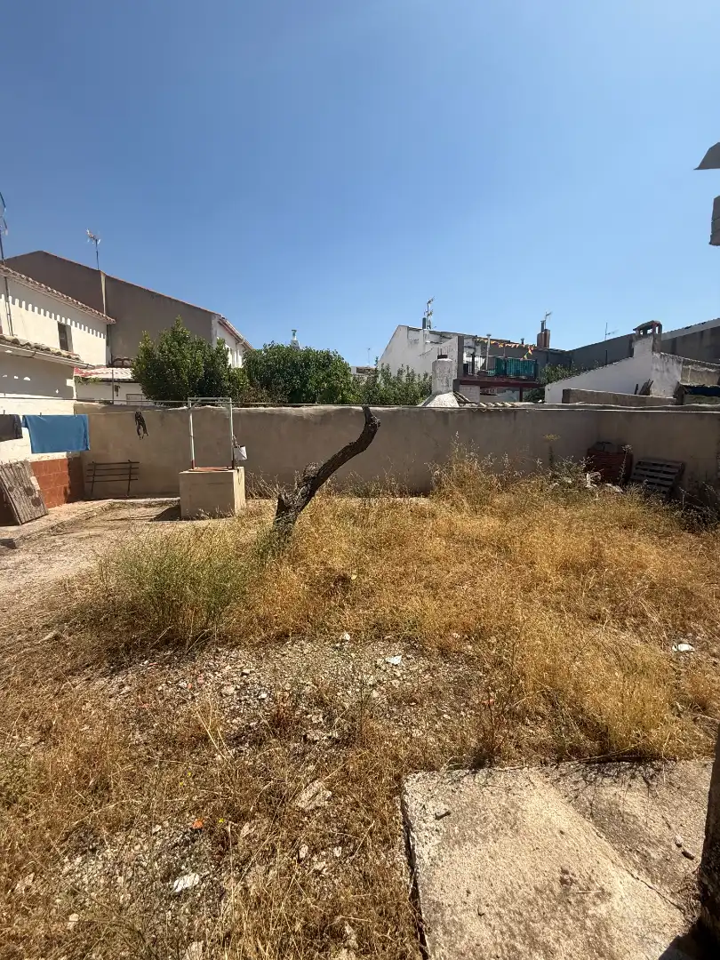 Casa o xalet en venda en El Bonillo amb Calefacció, Jardí privat i Moblat