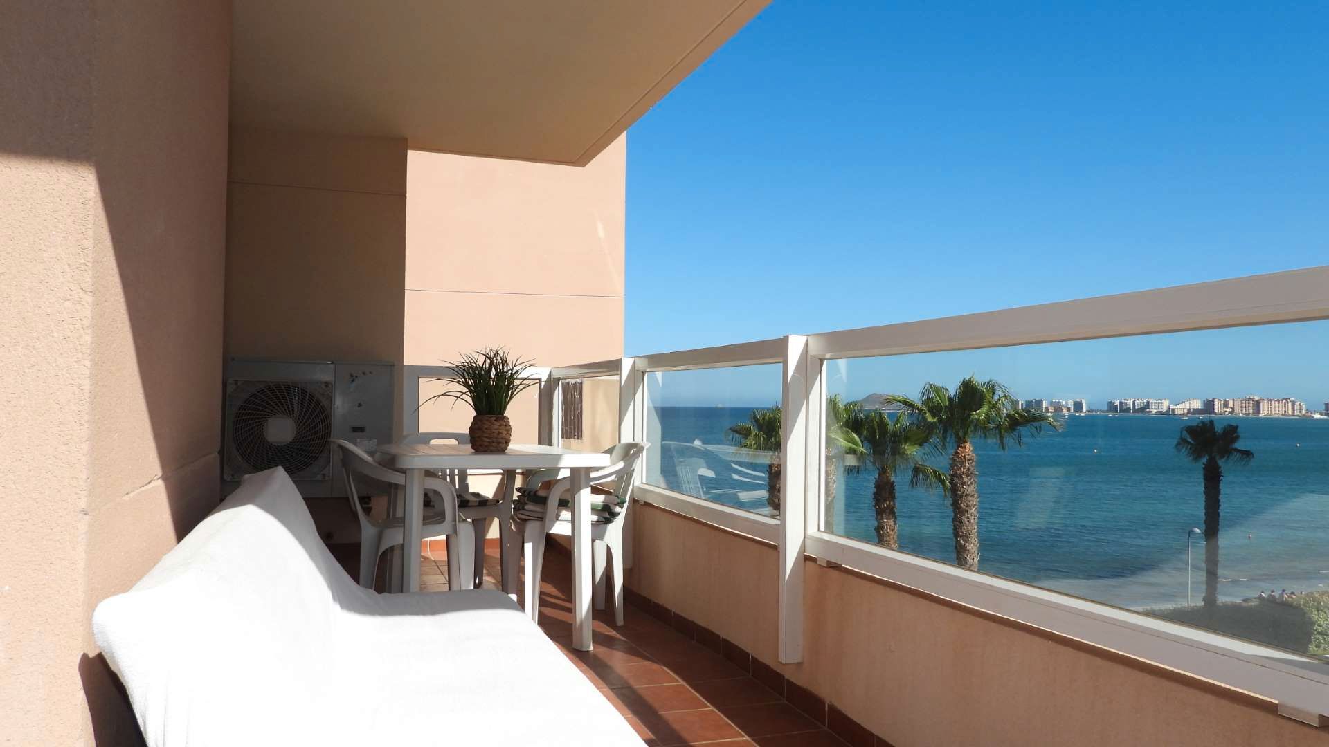 Terrassa de Apartament en venda en La Manga del Mar Menor amb Aire condicionat, Calefacció i Terrassa