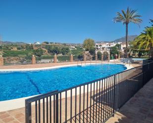 Piscina de Casa o xalet de lloguer en Nerja amb Terrassa