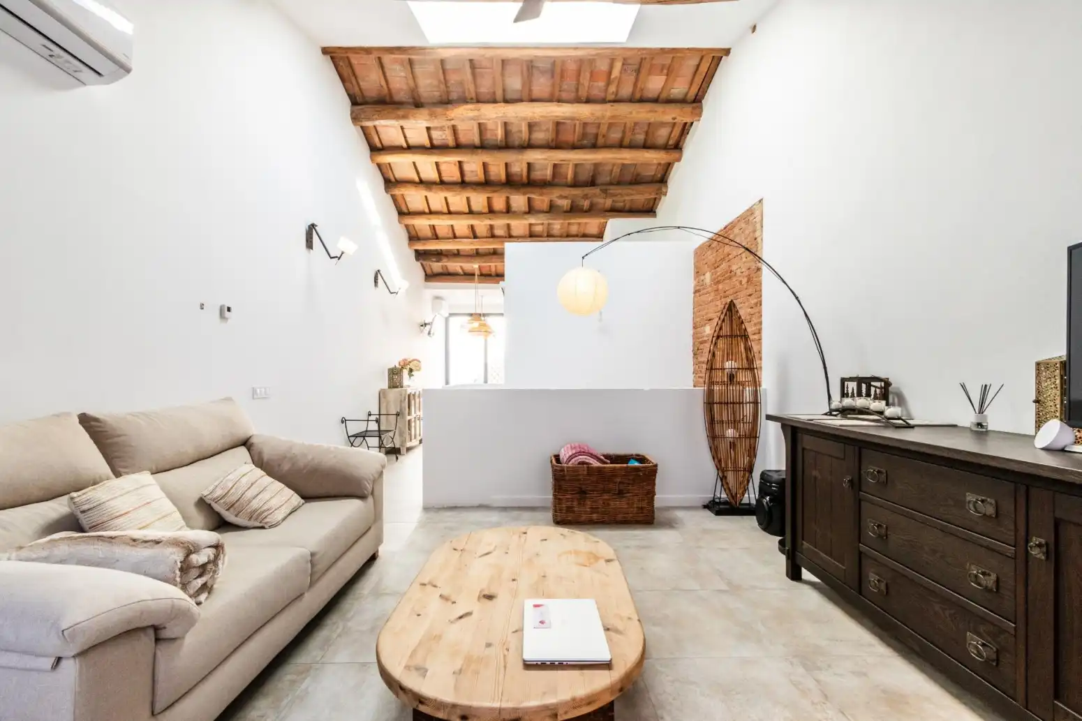 Living room of Houses for sale in Terrassa  with Air Conditioner, Heating and Terrace